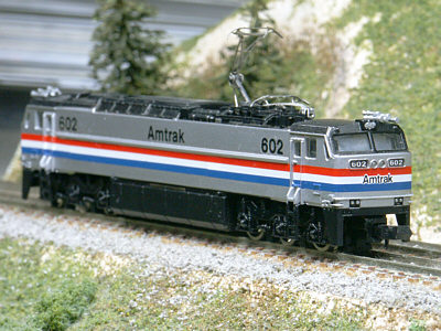 Bachmann E60CP repainted in phase III. 