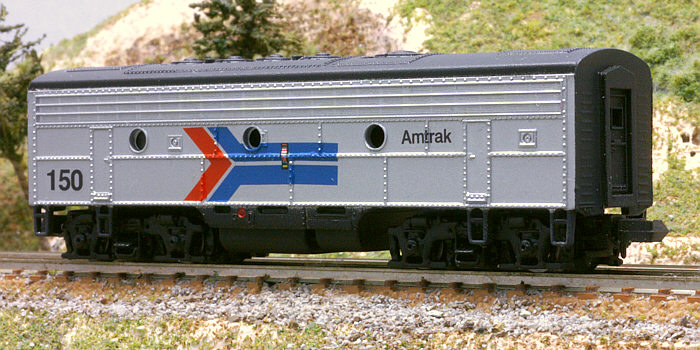Bachmann F7B custom painted in Amtrak I.