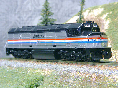 JnJ shell painted in Amtrak III resembling SDP40F.
