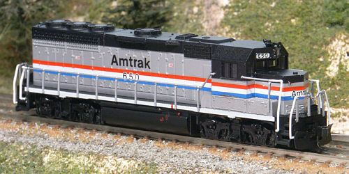 Atlas GP40 custom painted in Amtrak Ph.III. 