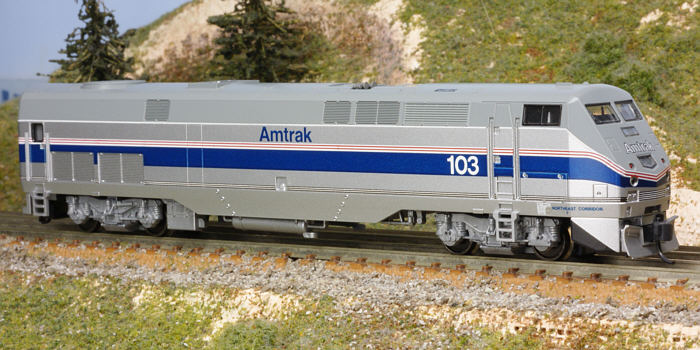 Kato P42DC in Amtrak phase IV NEC. 