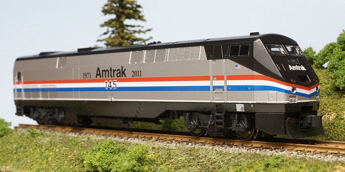 Kato P42DC in Amtrak 40th anniversary phase III. 