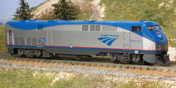 Kato P42DC in Amtrak phase V.